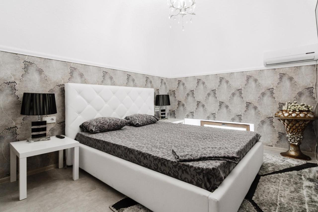 Katerynynska Street 3-Bedrooms Apartment Одеса Екстериор снимка