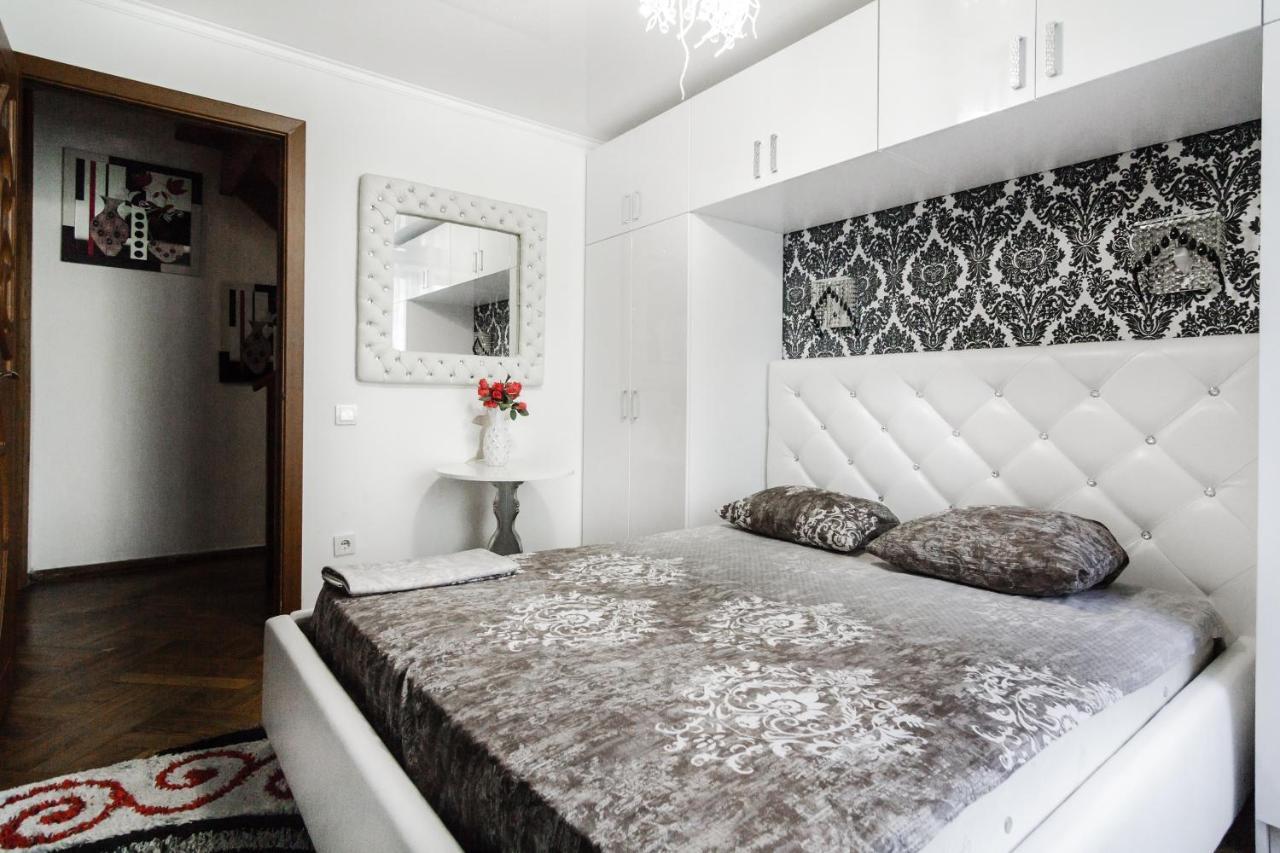 Katerynynska Street 3-Bedrooms Apartment Одеса Екстериор снимка